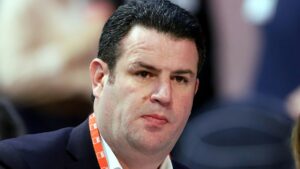 Arbeitsminister will mehr Azubis und weniger Studierende