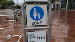 FDP will Innenstädte für Autofahrer attraktiver machen