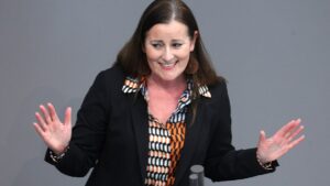 Wissler bezeichnet Frei-Vorstoß zu Asylrecht als "Armutszeugnis"