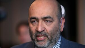 Nouripour kritisiert Debatte über "Obergrenze"