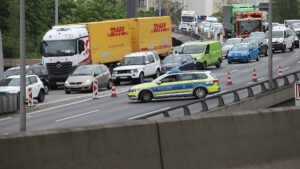 Hofreiter findet Politiker-Urteile über "Letzte Generation" "albern"