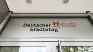 Städtetag will dauerhafte Unterstützung bei Flüchtlingskosten