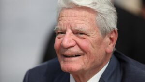 Gauck warnt vor Gleichgültigkeit gegenüber Demokratie