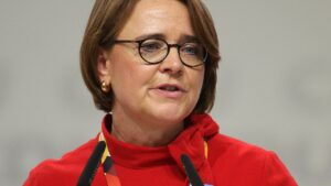 Frauen-Union ruft Ampel zur Streichung der Steuerklasse 5 auf