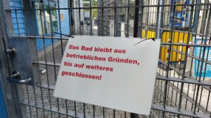 Diskussion um Freibäder: NRW-Justizminister warnt vor Populismus