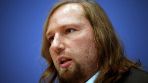 Hofreiter spricht sich gegen AfD-Mitglieder im Staatsdienst aus