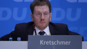 Kretschmer warnt vor Lieferung von Marschflugkörpern an Kiew