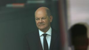 Ex-Bundesinnenminister Baum kritisiert Führungsstil von Scholz