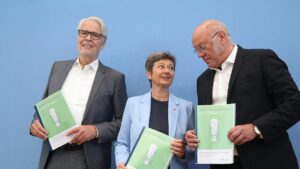Umfrage: Große Mehrheit will Pflegevollversicherung