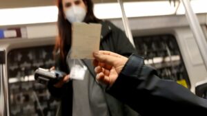 Immer mehr Fälschungen von 49-Euro-Tickets im Umlauf