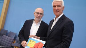 Studie vorgestellt: Organisierte Kriminalität greift online an