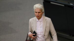 Strack-Zimmermann kritisiert Votum von Thüringer FDP mit AfD