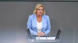 Umfrage: Mehrheit der Deutschen für Rücktritt von Faeser