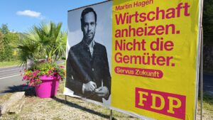 Bayerischer FDP-Spitzenkandidat kritisiert Brandmauer-Debatte