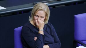 Innenministerin gegen Übernahme von Flüchtlingen aus Italien