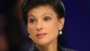 Linken-Vorstandsmitglied wirft Wagenknecht "Egonummer" vor