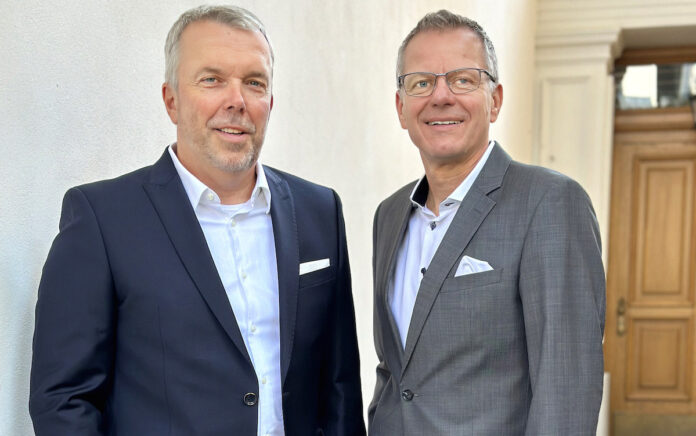 Geschäftsführung von PAWLIK Recruiters: Arne Adrian (links) und Karsten Matthes / Bildrechte: PAWLIK Recruiters
