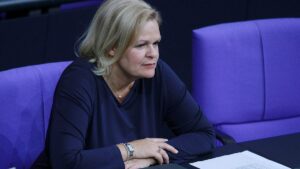 Faeser lobt "harte Gangart" gegen Reichsbürger