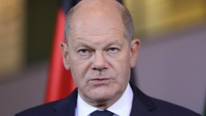 Scholz sagt Ukraine weiteres Patriot-Luftabwehrsystem zu