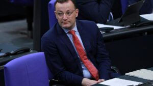 Spahn sieht Habeck bei Brückenstrompreis "krachend gescheitert"