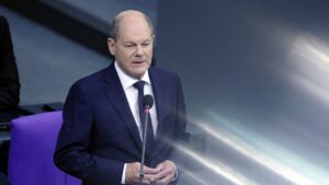 Scholz will Karlsruher Urteil genau prüfen und umsetzen