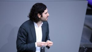 Demir will Behinderte nicht von Einbürgerung ausschließen