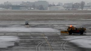 Eisregen: Flughafen München wird erneut geschlossen