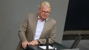Schäffler gegen Notlagenbeschluss wegen Ahrtal-Katastrophe