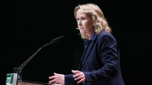 Lemke pocht auf Einhaltung internationaler Klimazusagen