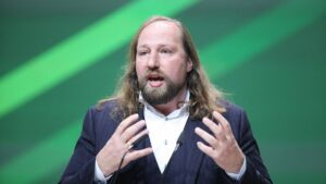 Hofreiter drängt auf massive militärische Unterstützung für Ukraine