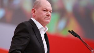 Scholz reist noch am Sonntag ins Hochwassergebiet