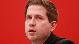 Kühnert verteidigt Haushaltskompromiss der Ampel-Koalition