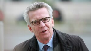 Union will de Maizière als Vermittler im Bahnstreik