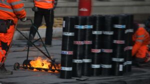 Arbeitsvolumen übertrifft wieder Vor-Corona-Niveau