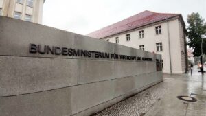 Wirtschaftsministerium beschleunigt Rüstungsexporte