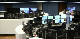 Dax weiter leicht im Minus – Anleger bleiben vorsichtig