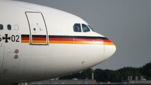 Außenministerin fliegt weiterhin kaum Linie