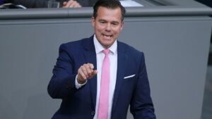 Hocker stellt Haushaltseinigung infrage