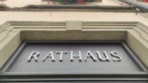 Weniger Menschen mit Migrationshintergrund im öffentlichen Dienst