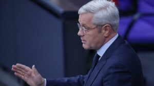 Röttgen kritisiert fehlendes Sicherheitsabkommen mit Moldau