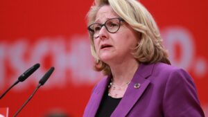 Entwicklungsministerin will "Superreiche" stärker heranziehen