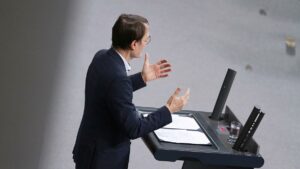 Lauterbach warnt vor Insolvenz von über 100 Kliniken in 2024
