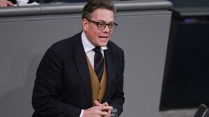 BVerfG-Schutz: von Notz will frühe Einbindung der Union