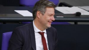 Habeck zufrieden mit Teilrücknahme von Agrarsubventions-Kürzungen