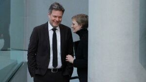 Habeck begrüßt Bau von Batteriefabrik in Schleswig-Holstein