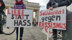 Steinmeier ruft zu "Bündnis aller Demokraten" auf