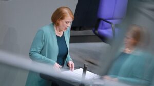 SPD-Politiker wirft Paus Untätigkeit bei sexueller Gewalt vor