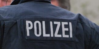 Polizei schießt auf Mann mit Armbrust in Oberbayern