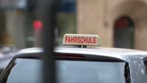 Schwerdtner fordert "Fahrschule als Unterrichtsfach"