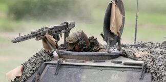 Linke kritisiert Wehrdienst-Pläne von Pistorius